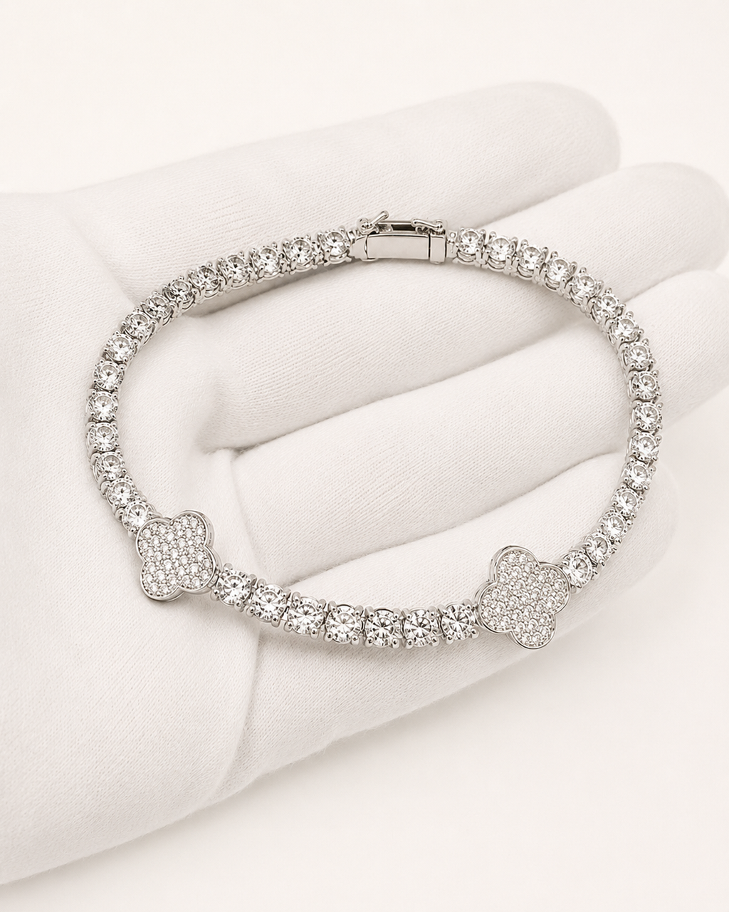 Clover Tennis Bracelet 925 Sterling Silver White Gold Finish