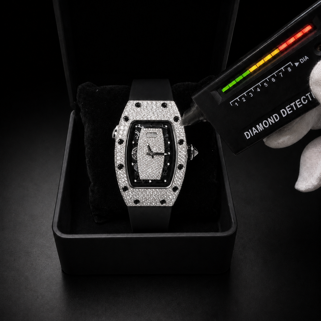 VVS Moissanite Iced Out Men’s Watch 31mm Bust Down Rubber Strap