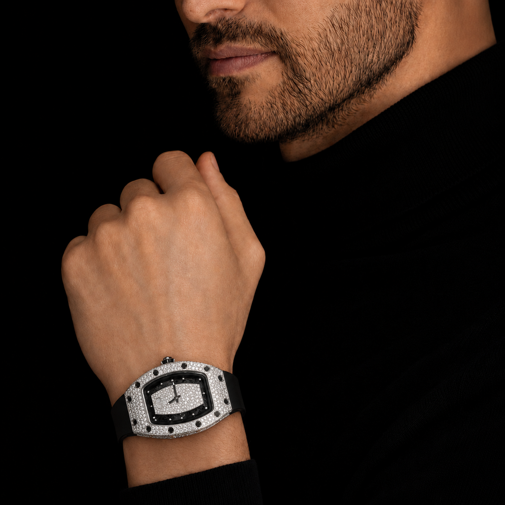 VVS Moissanite Iced Out Men’s Watch 31mm Bust Down Rubber Strap