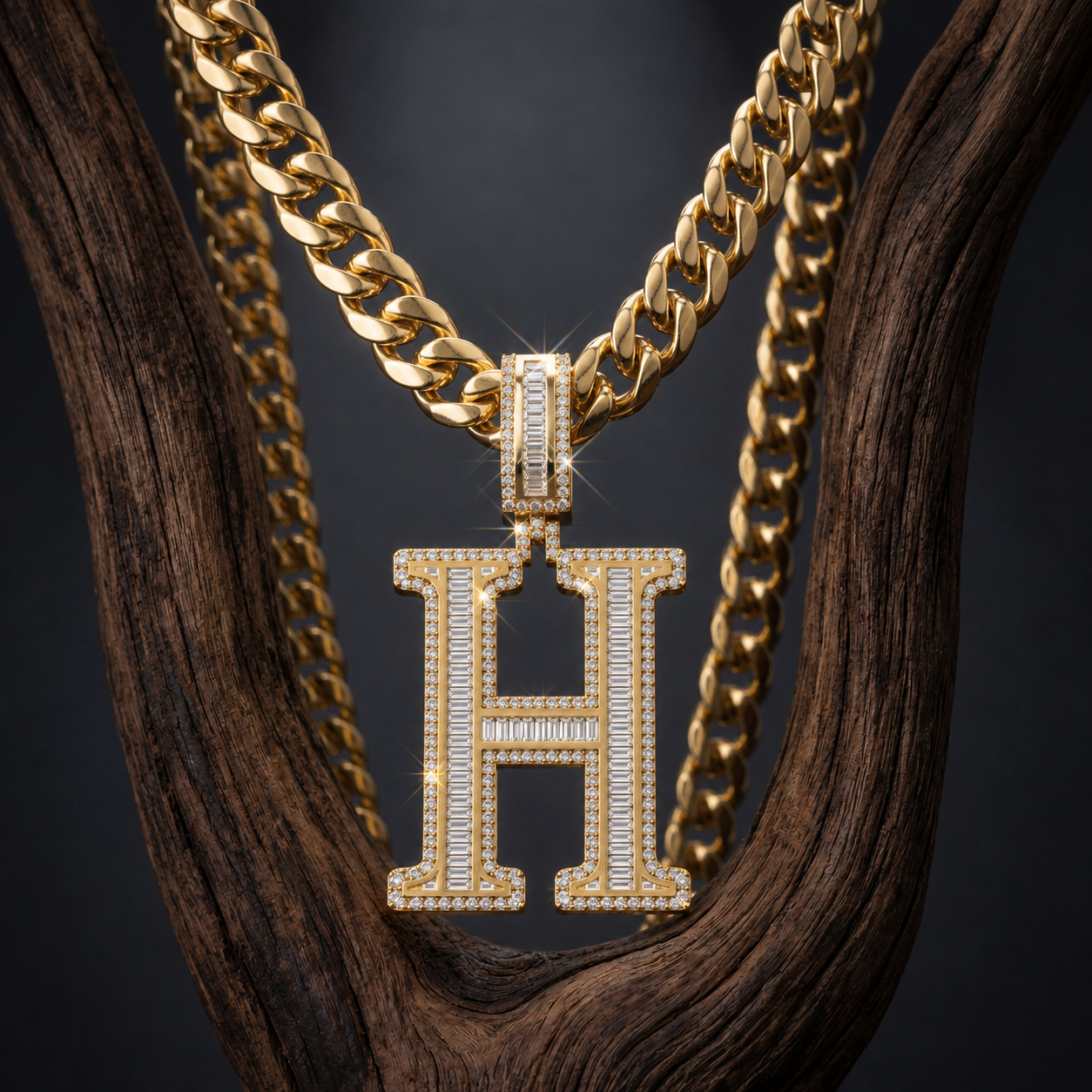 VVS Iced Out Letter H Pendant Men