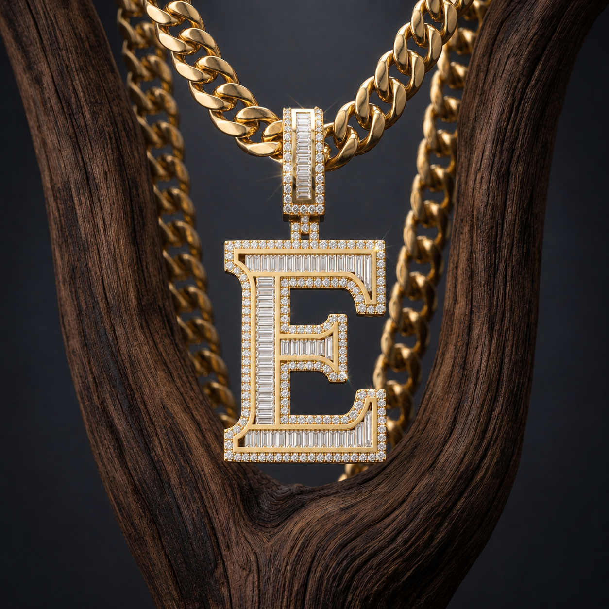 VVS Iced Out Letter E Pendant Men
