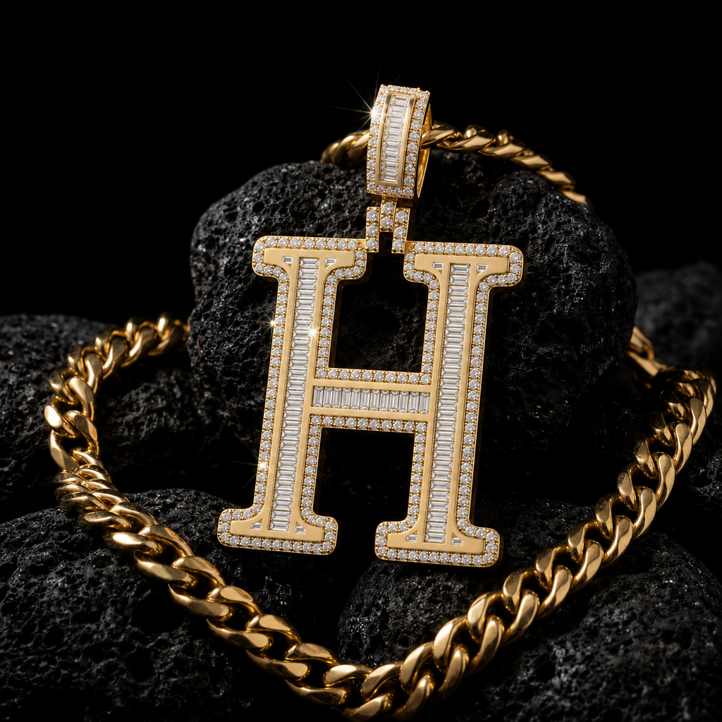 VVS Iced Out Letter H Pendant Men