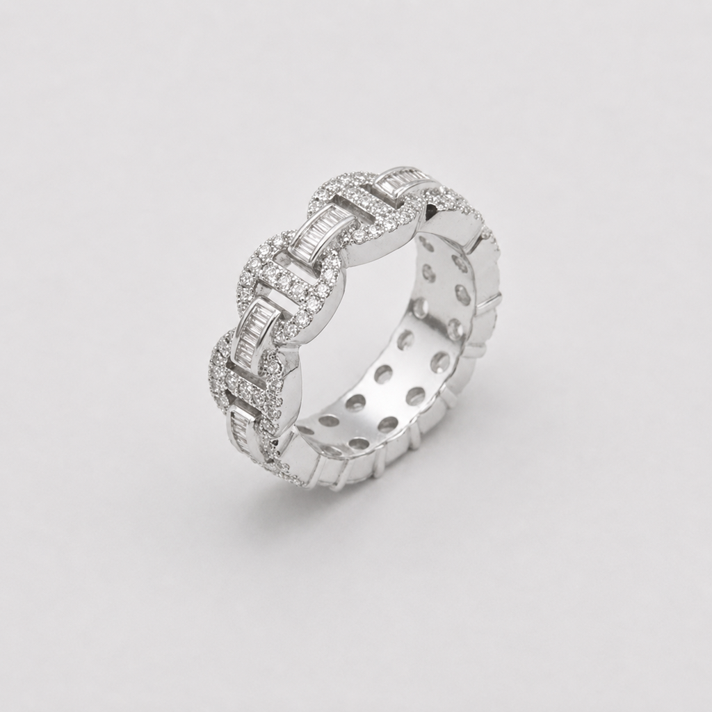 VVS Moissanite Iced Mariner Link Ring