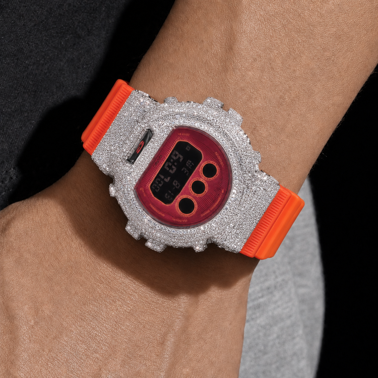 Luxury Men’s Iced Out Watch with orange Rubber Strap and VVS Moissanite