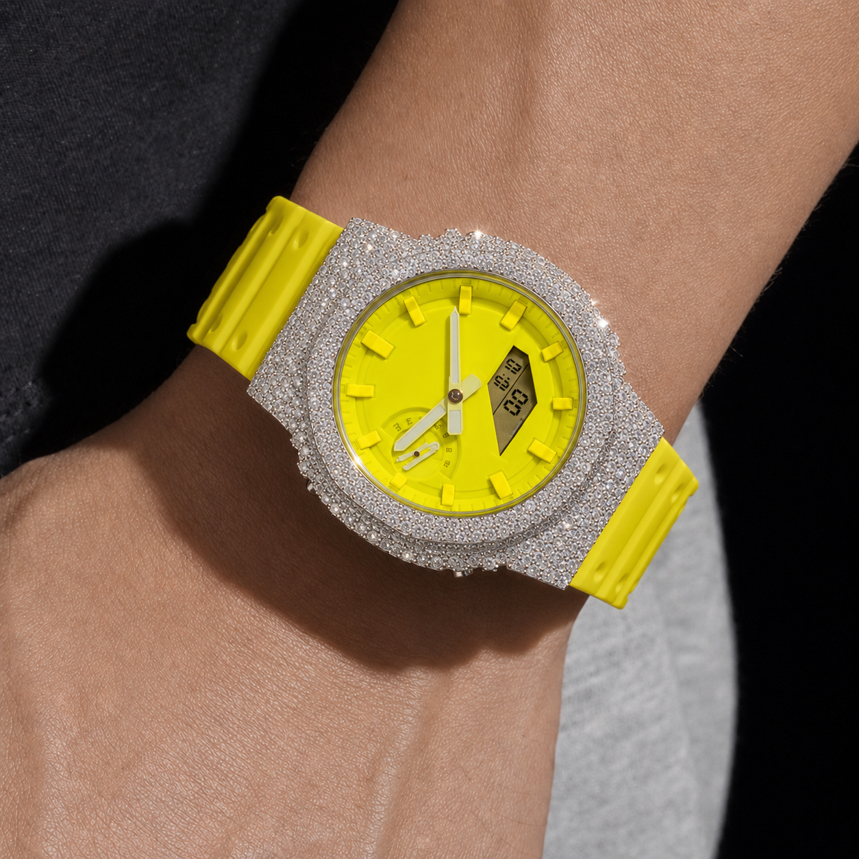 Iced Out Watch with Silicone Strap and VVS Moissanite Stones