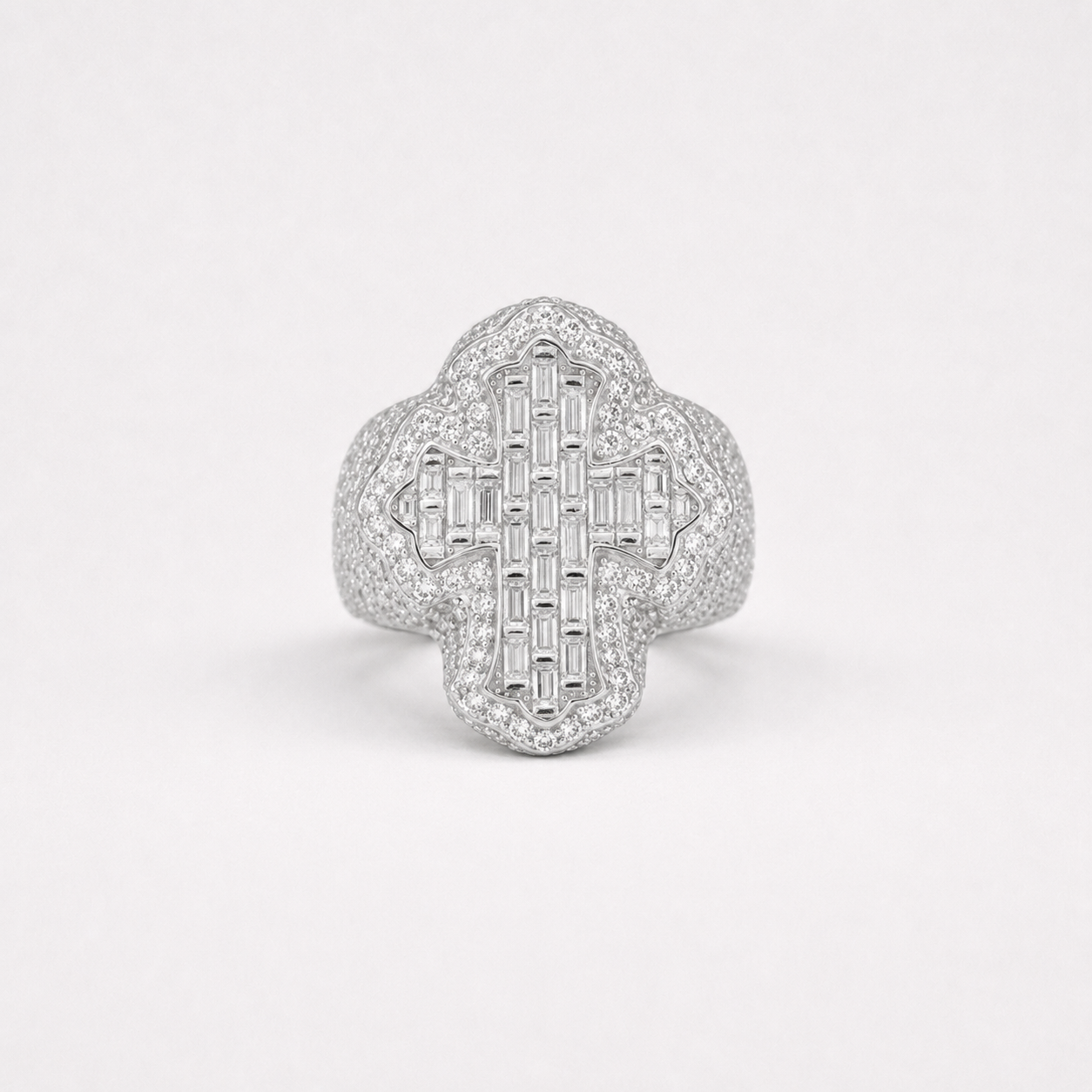 Luxury VVS Fleur Cross Ring in 14K Gold